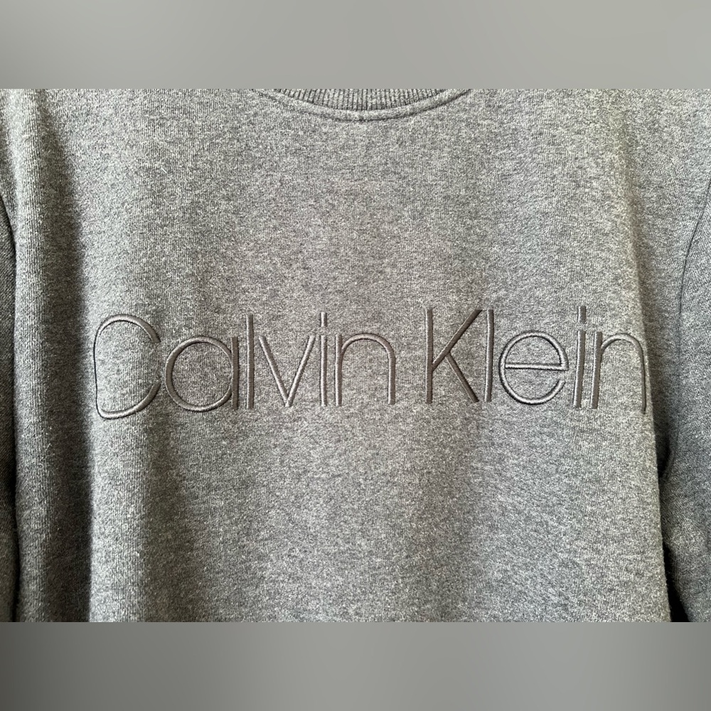 Calvin Klein men’s dark grey embroidered crew neck